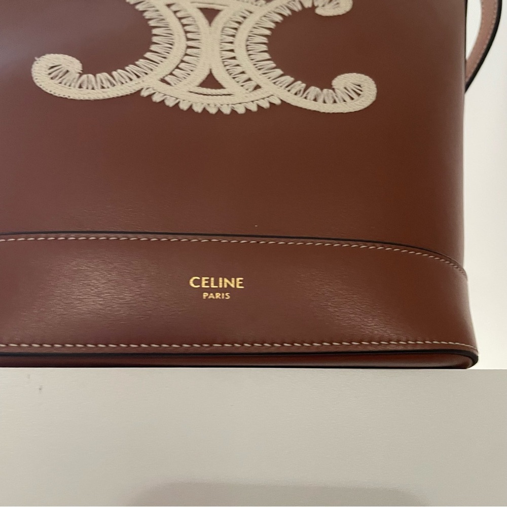 Celine 2022 Small Triomphe Brown Calfskin Leather Logo Embroidery Bucket Bag EUC - Picture 9 of 11
